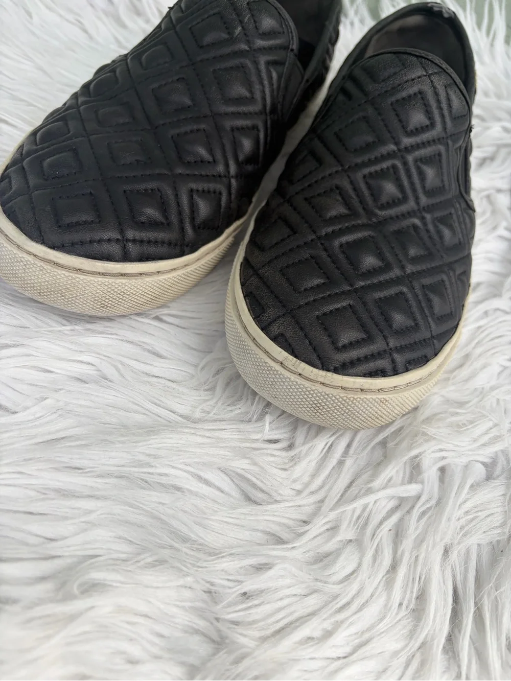 Tory Burch Jesse Quilted Slip-on Black Leather Sneaker Flats Size 8